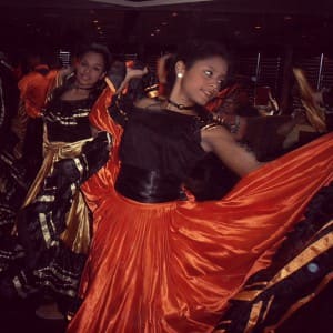 Panama dancers